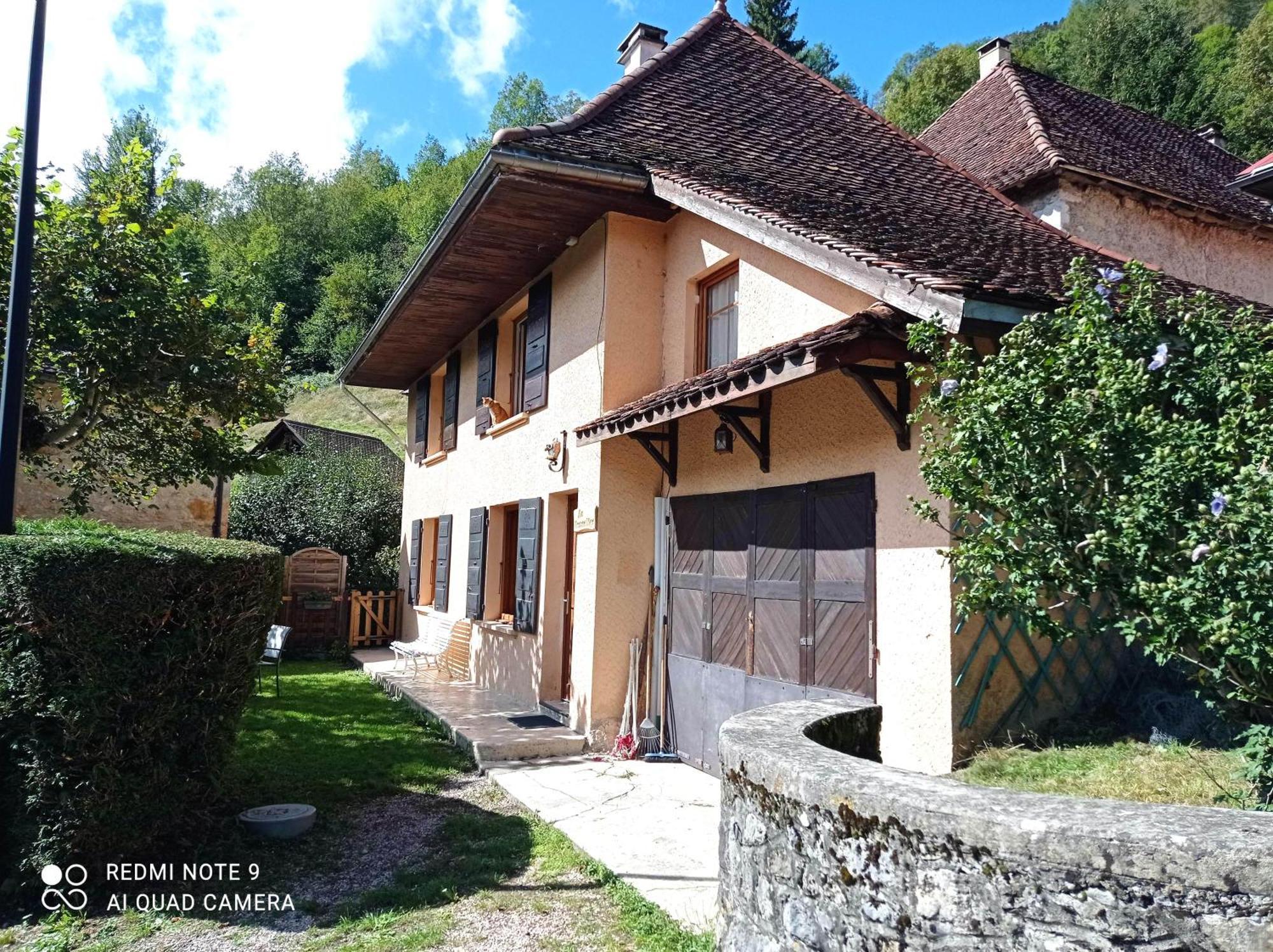 Вилла La Fraceline Saint-Pierre-d'Entremont  Экстерьер фото